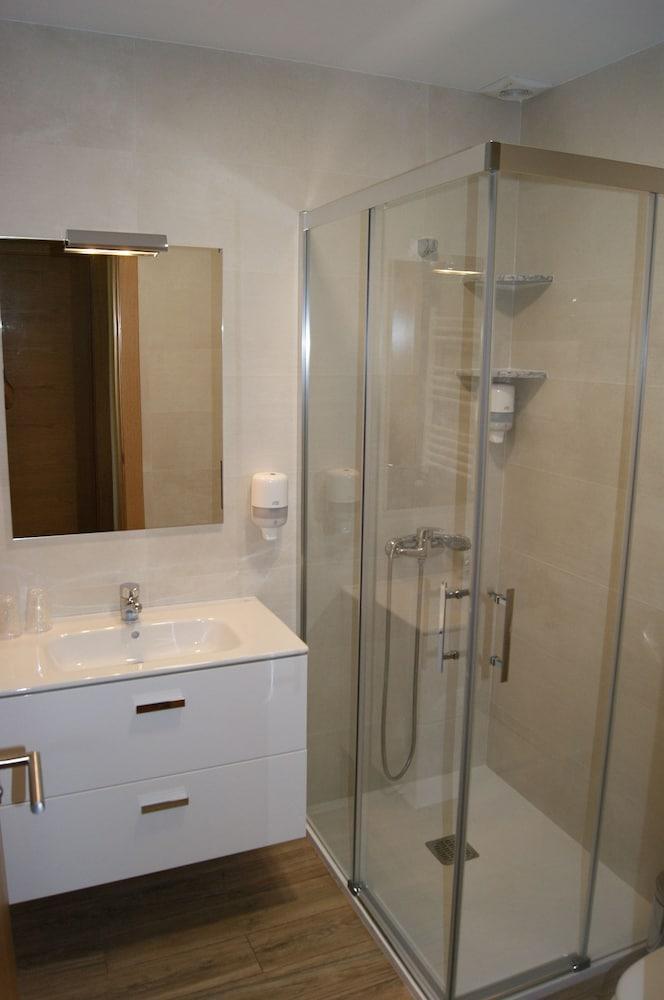 Apartamentos Camin De Pelayo Las Rozas エクステリア 写真